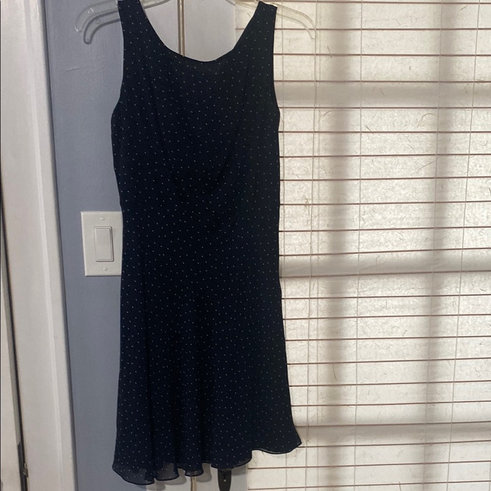 Ann Taylor Black Sheath Mini Dress Sleeveless Scoop Neck